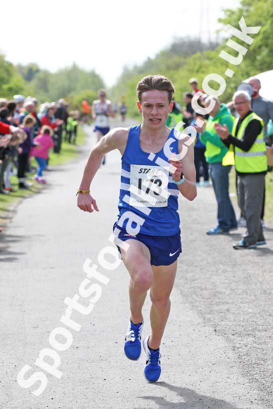 Terry O'Gara Memorial 5k Road Race, Wallsend. Photo: David T. Hewitson/Sports for All Pics